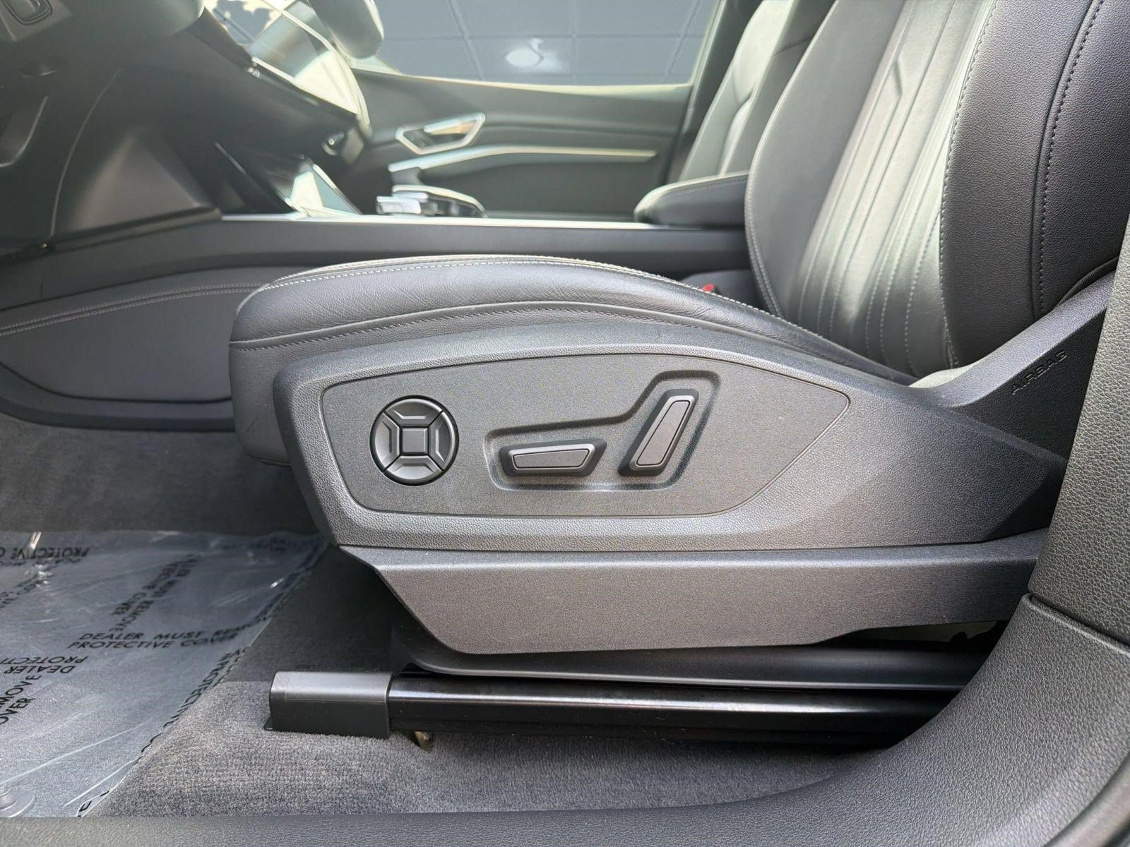 Used 2024 Audi Q8 e-tron Premium AWD/4WD image 14