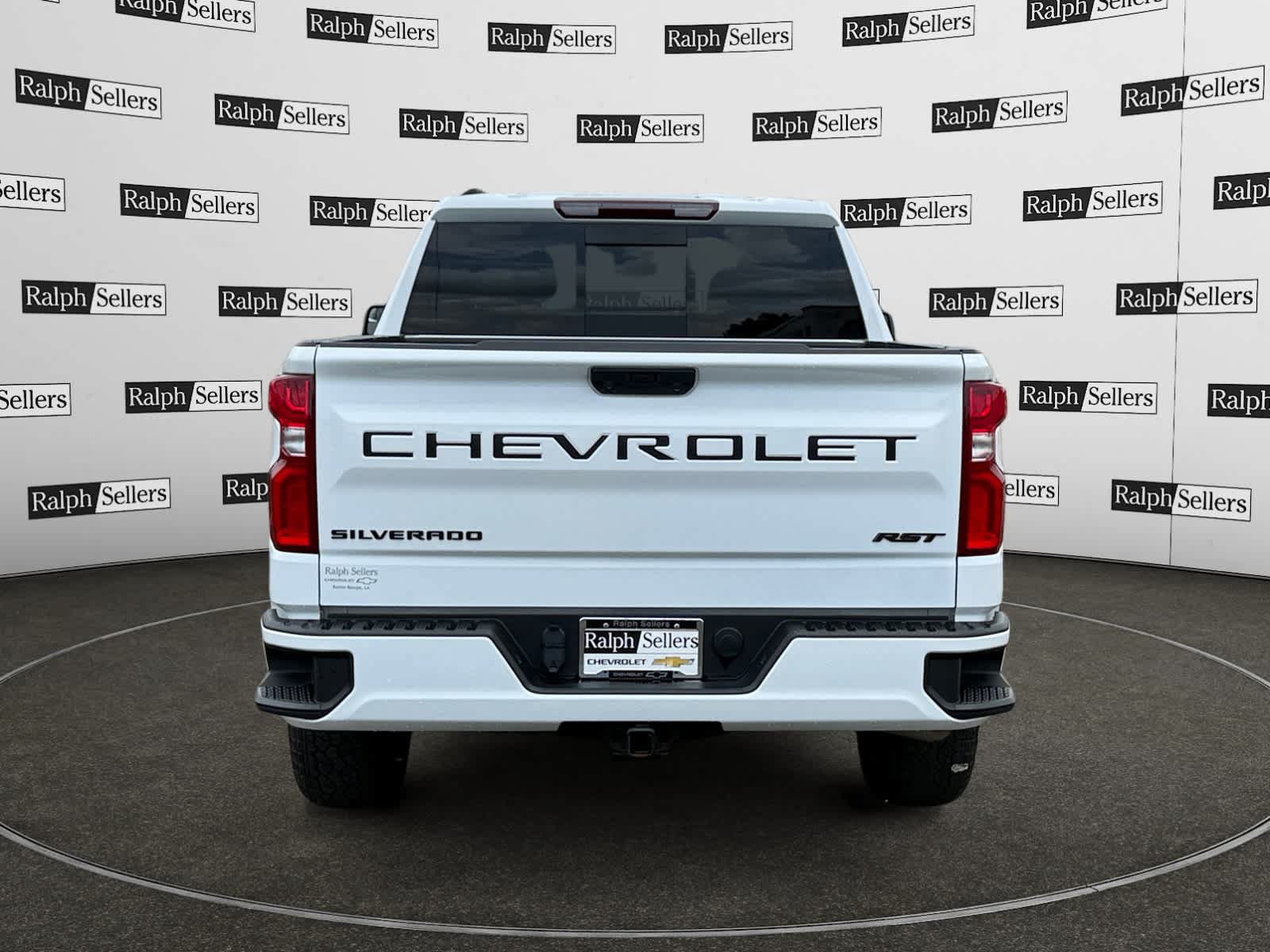 Used 2024 Chevrolet Silverado 1500 RST w/ Convenience Package II AWD/4WD image 5