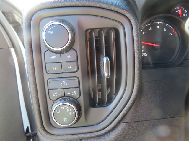 Used 2024 Chevrolet Silverado 1500 W/T w/ Z71 Off-Road Package image 34