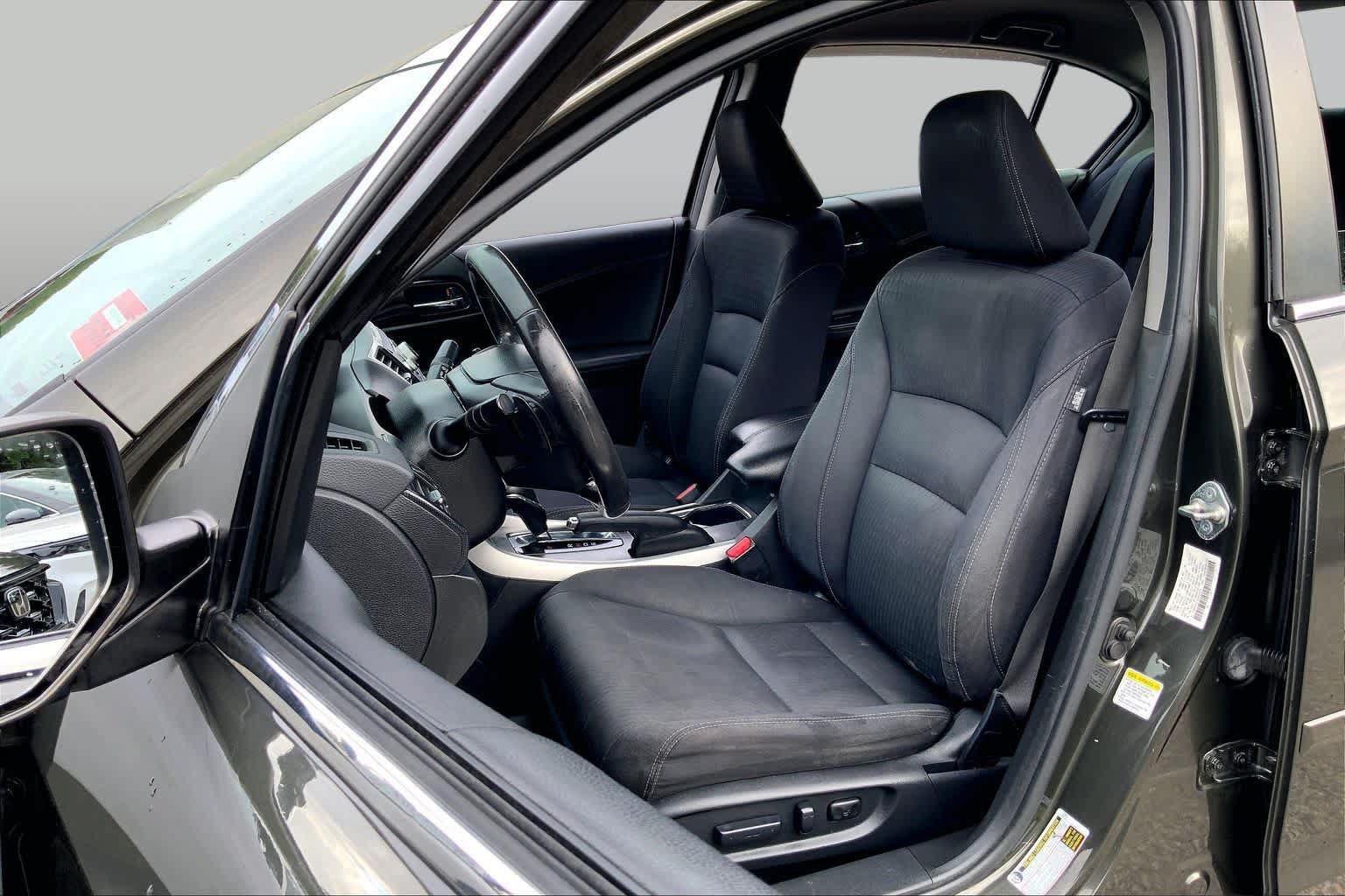 Used 2014 Honda Accord Sport image 9