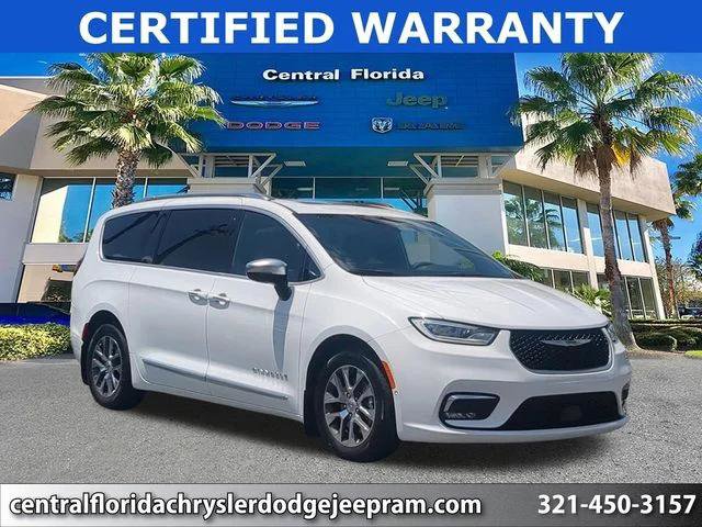 Certified 2023 Chrysler Pacifica Pinnacle