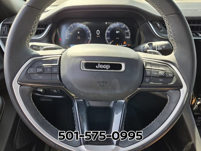 Used 2023 Jeep Grand Cherokee L Laredo AWD/4WD image 33