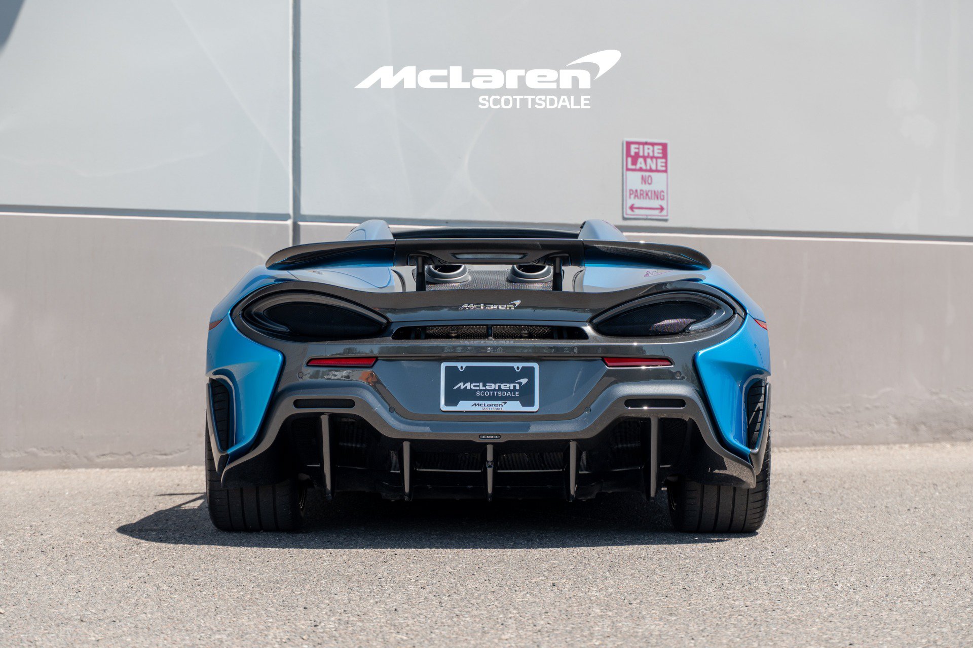Used 2020 McLaren 600LT Spider RWD image 6