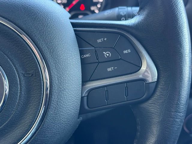 Used 2022 Jeep Renegade Latitude w/ Convenience Group image 10