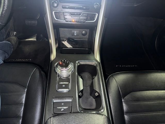 Used 2017 Ford Fusion Energi SE image 28