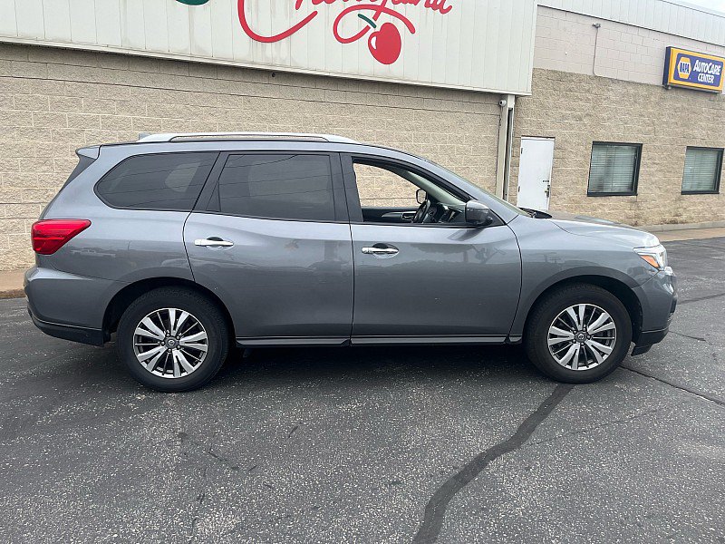 Used 2019 Nissan Pathfinder SL AWD/4WD image 9