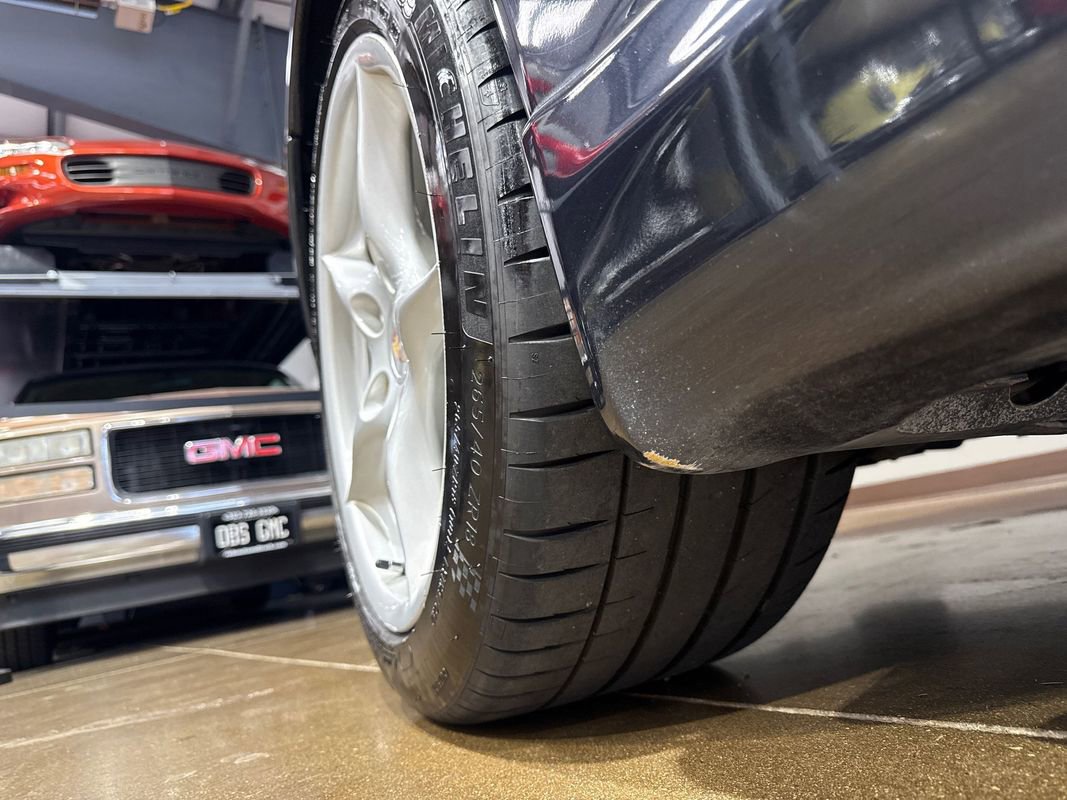 Used 2004 Porsche 911 Carrera image 54