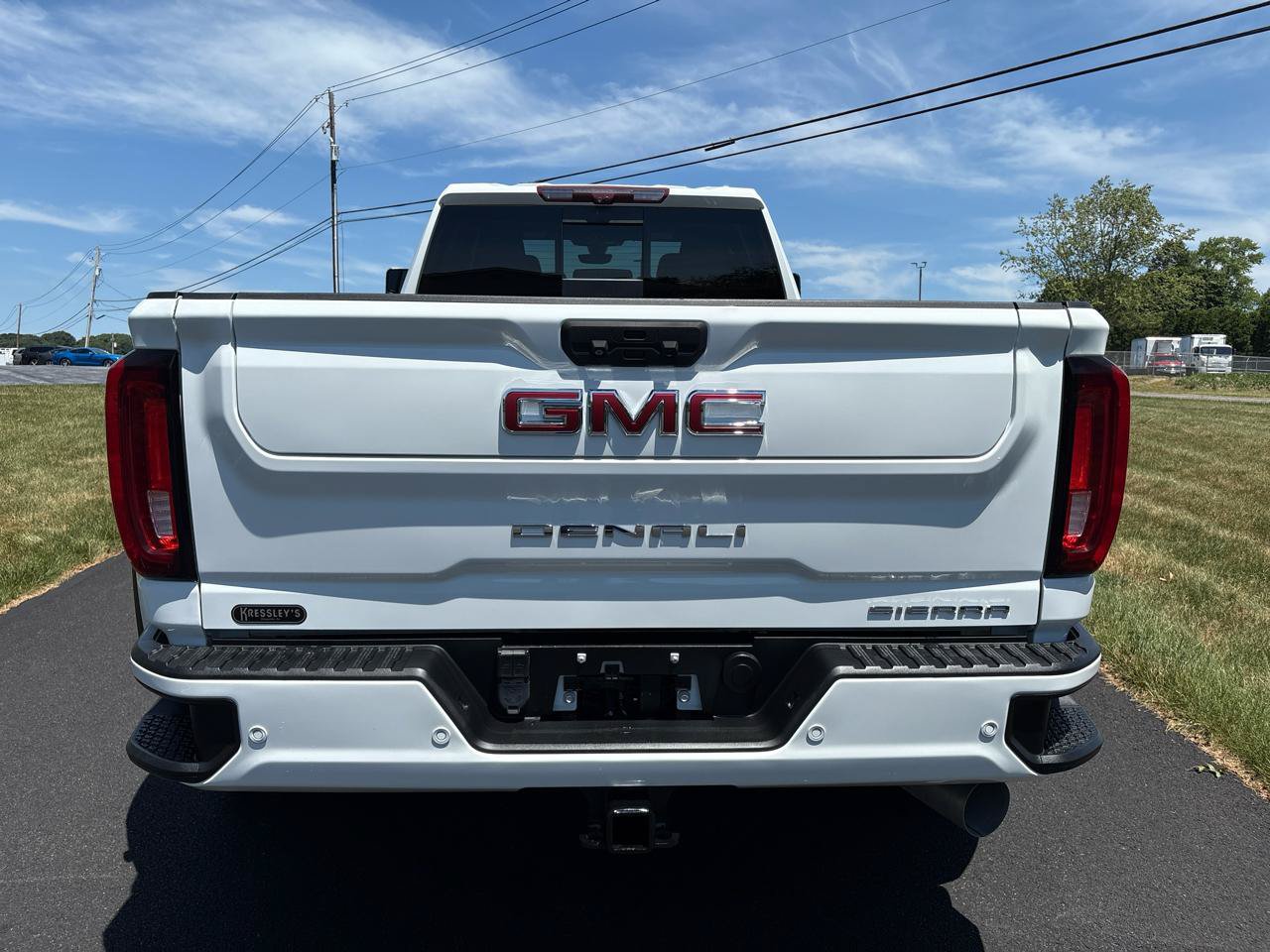 Used 2021 GMC Sierra 3500 Denali w/ Technology Package AWD/4WD image 8