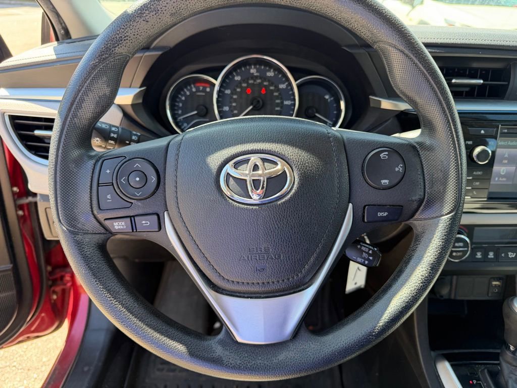 Used 2015 Toyota Corolla LE image 24