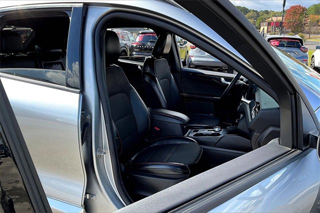 Used 2024 Ford Escape ST-Line w/ Tech Pack #1 image 27