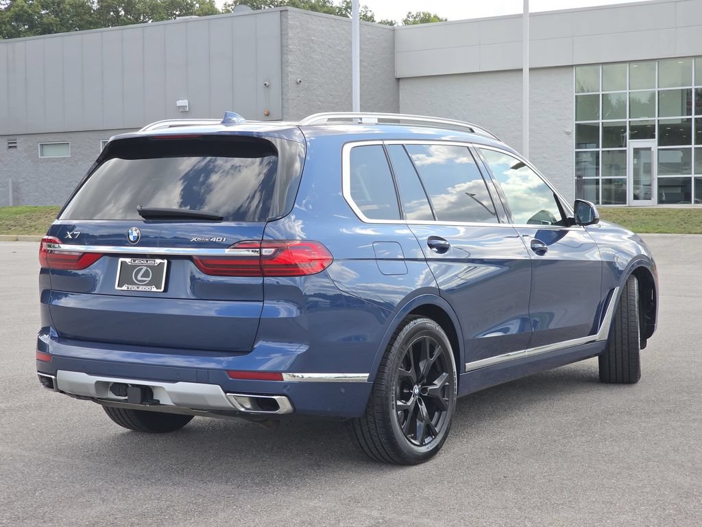 Used 2022 BMW X7 xDrive40i w/ Premium Package AWD/4WD image 9