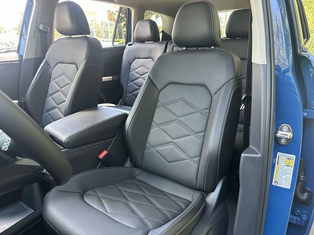 New 2026 Volkswagen Atlas SE image 11