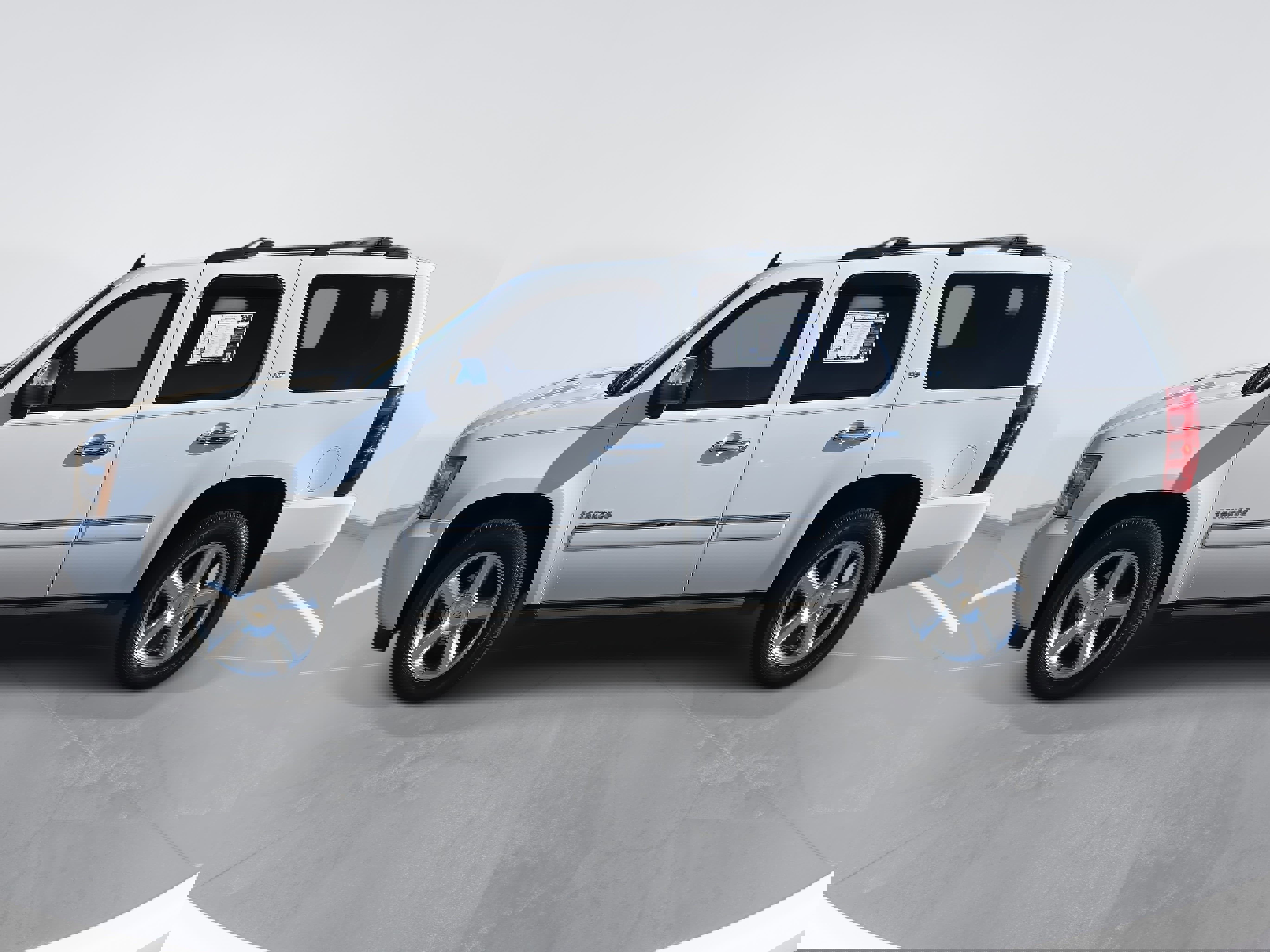 Used 2013 Chevrolet Tahoe LTZ image 8