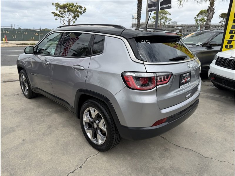 Used 2020 Jeep Compass Limited FWD image 4