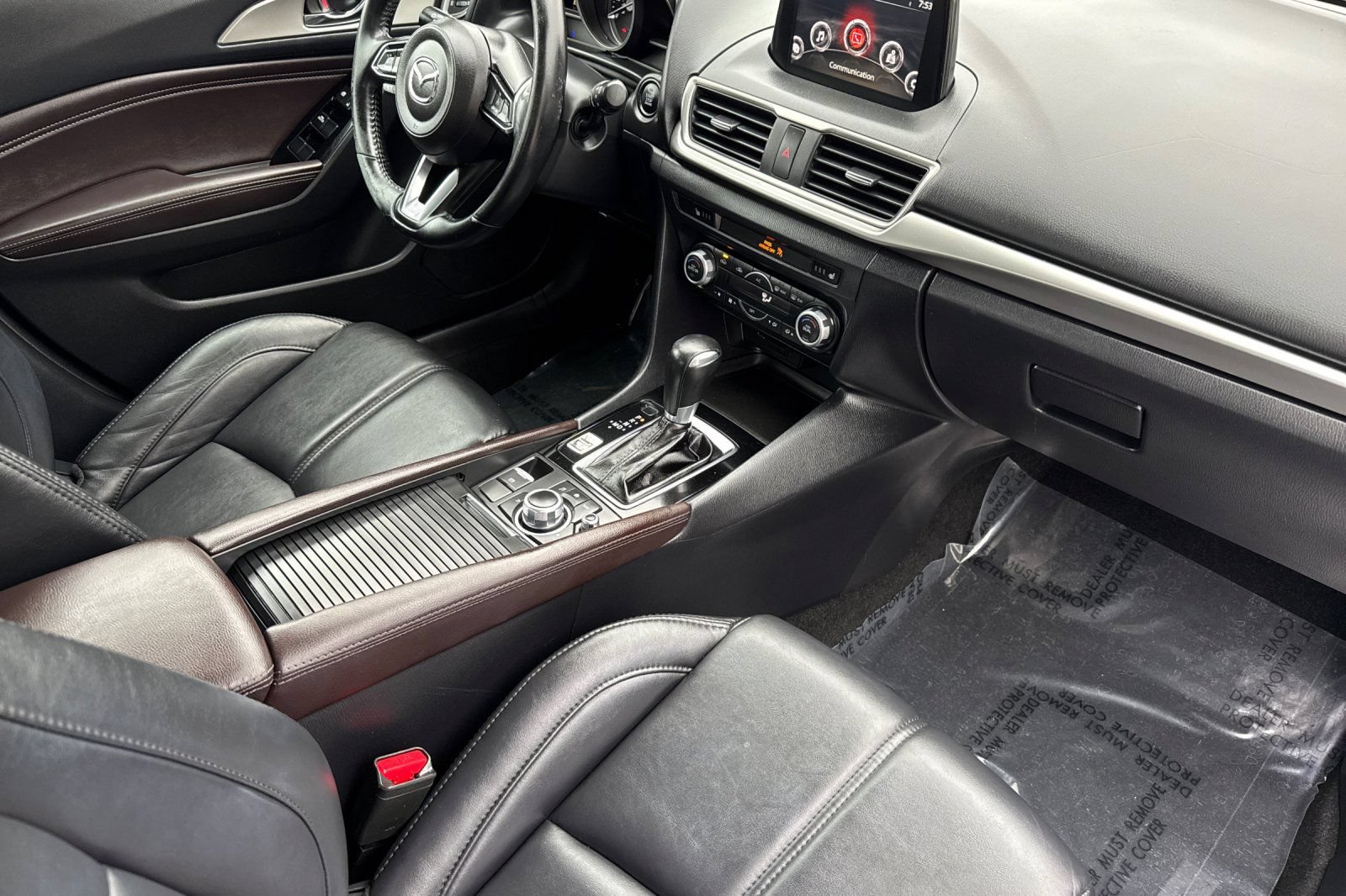 Used 2018 MAZDA MAZDA3 Touring FWD image 16