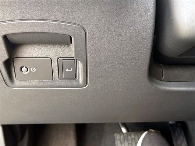 New 2026 Land Rover Range Rover Velar S image 28