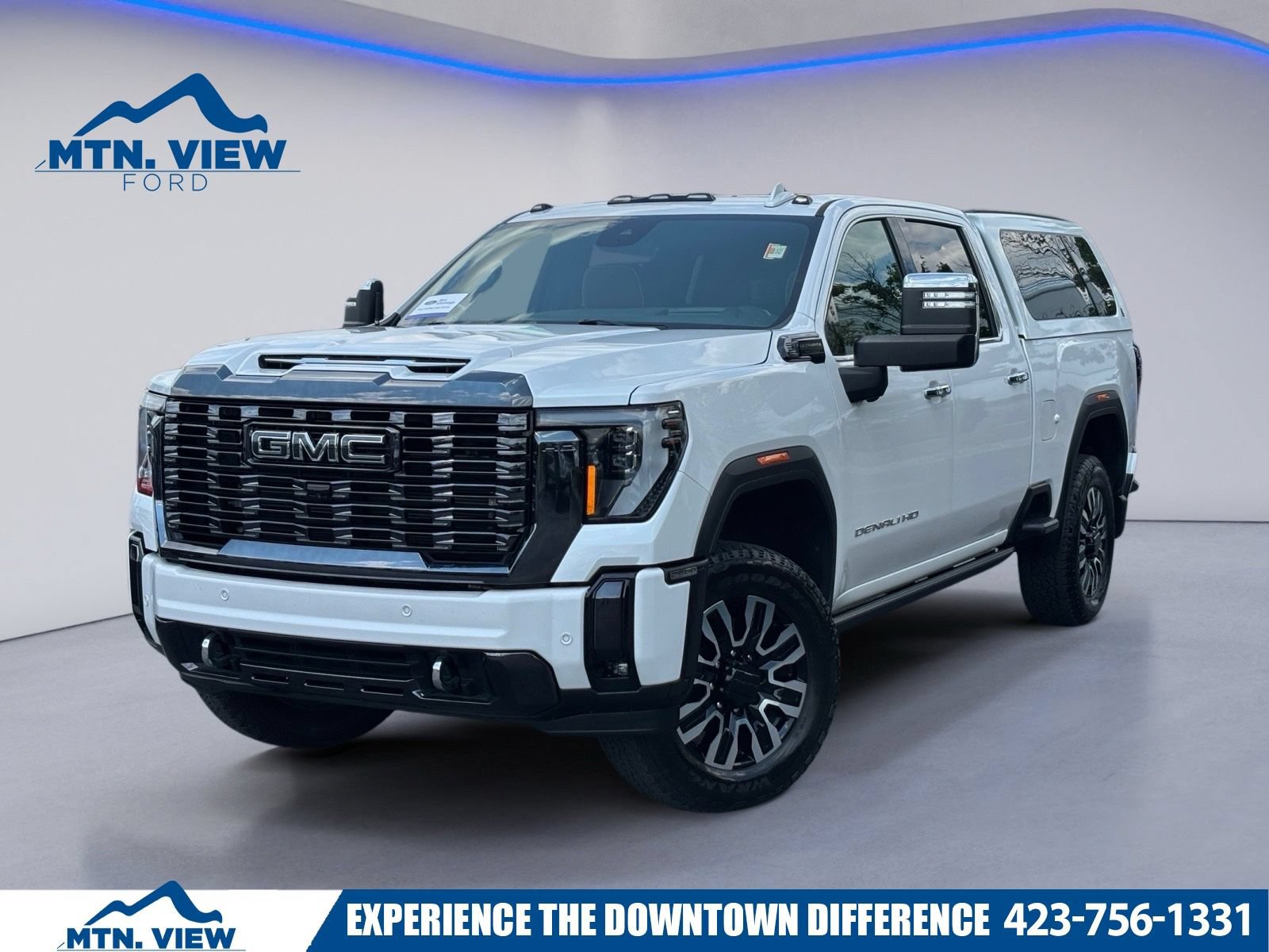 Used 2024 GMC Sierra 2500 Denali Ultimate w/ Max Trailering Package AWD/4WD image 1