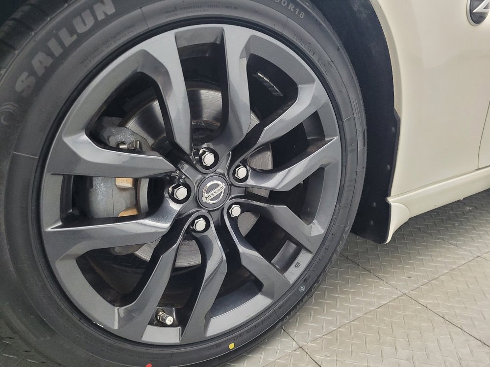 Used 2017 Nissan 370Z Roadster image 31