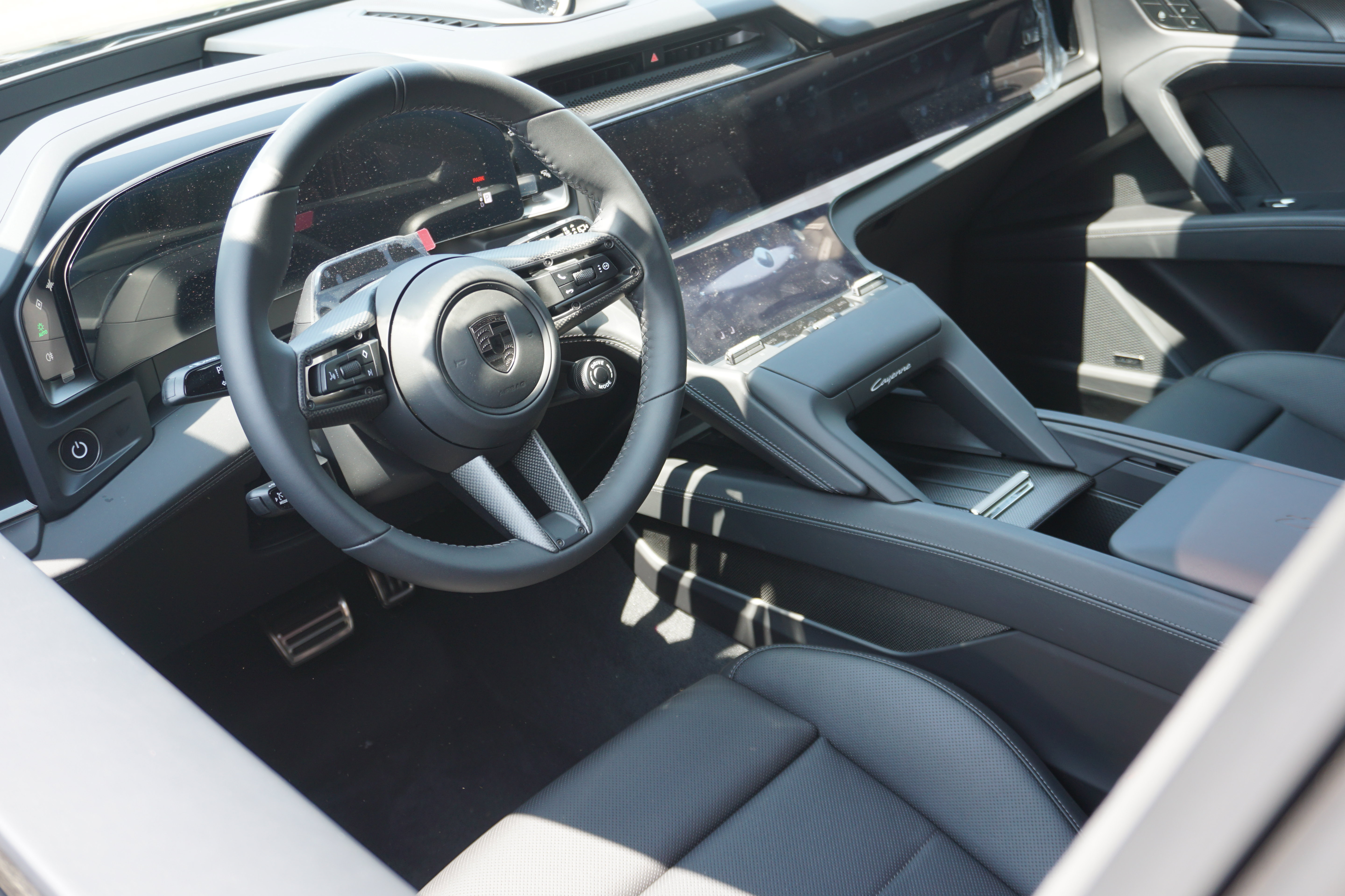 New 2026 Porsche Cayenne Turbo Electric AWD/4WD image 4