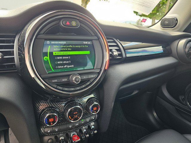 Used 2021 MINI Cooper S w/ Coral Red Edition image 29