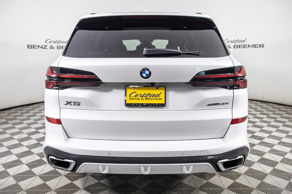 Used 2026 BMW X5 xDrive40i w/ M Sport Package image 8