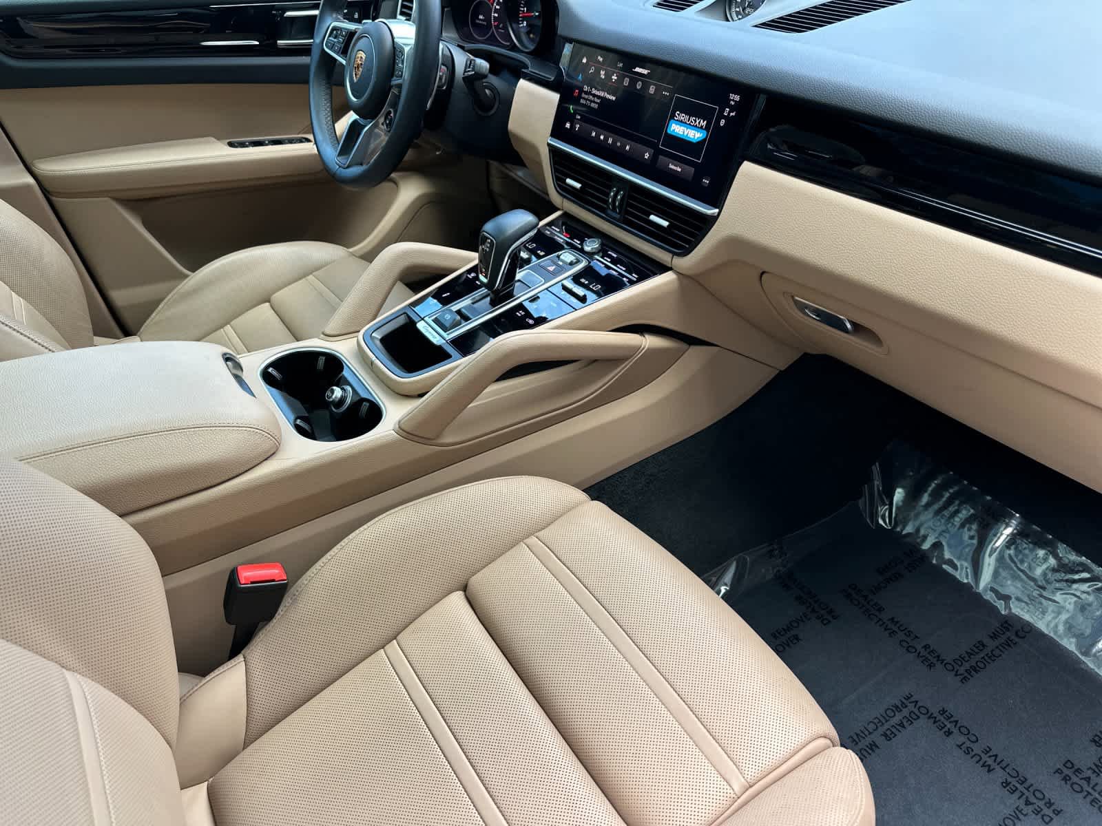 Certified 2022 Porsche Cayenne Coupe image 17