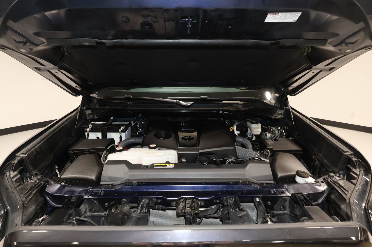 Used 2023 Toyota Tundra Platinum image 32