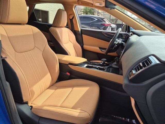 Used 2024 Lexus NX 350h AWD image 35