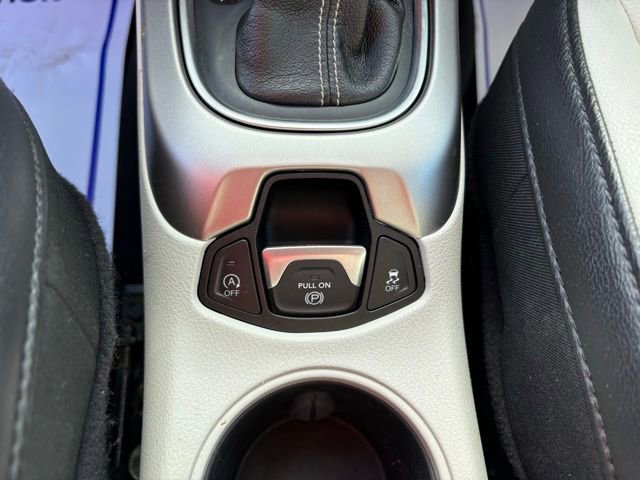 Used 2017 Jeep Compass Latitude w/ Popular Equipment Group image 21