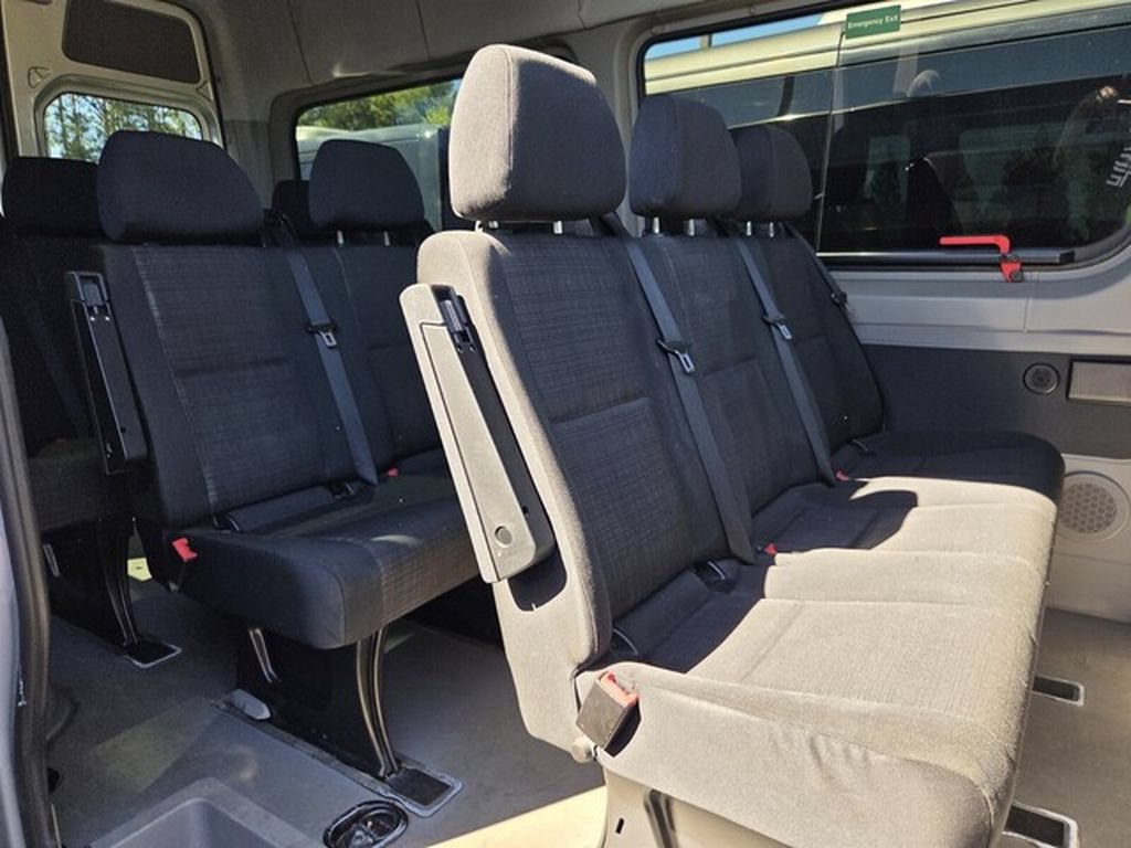 Used 2016 Mercedes-Benz Sprinter 2500 image 4