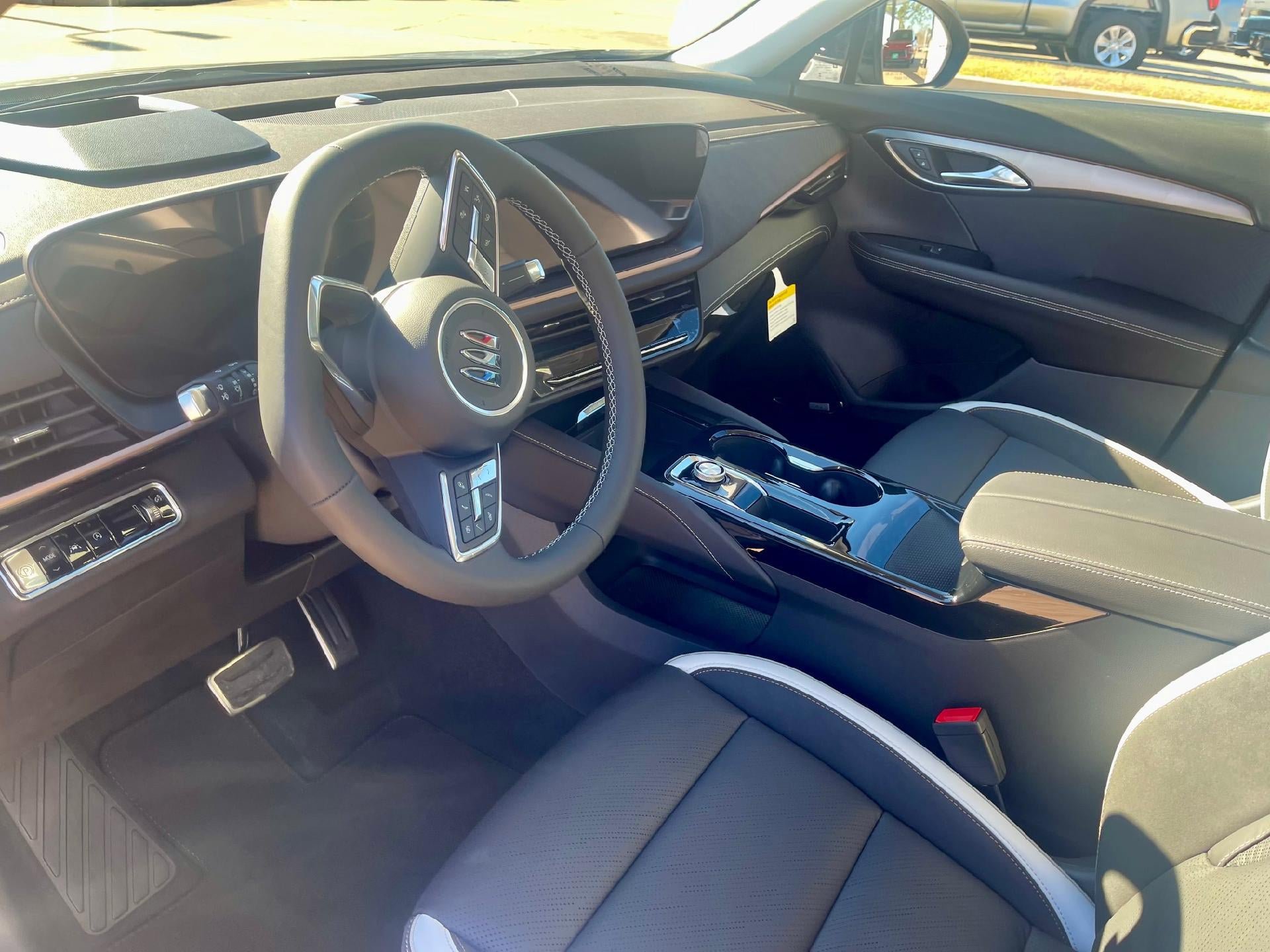 New 2025 Buick Envision Sport Touring AWD/4WD image 8