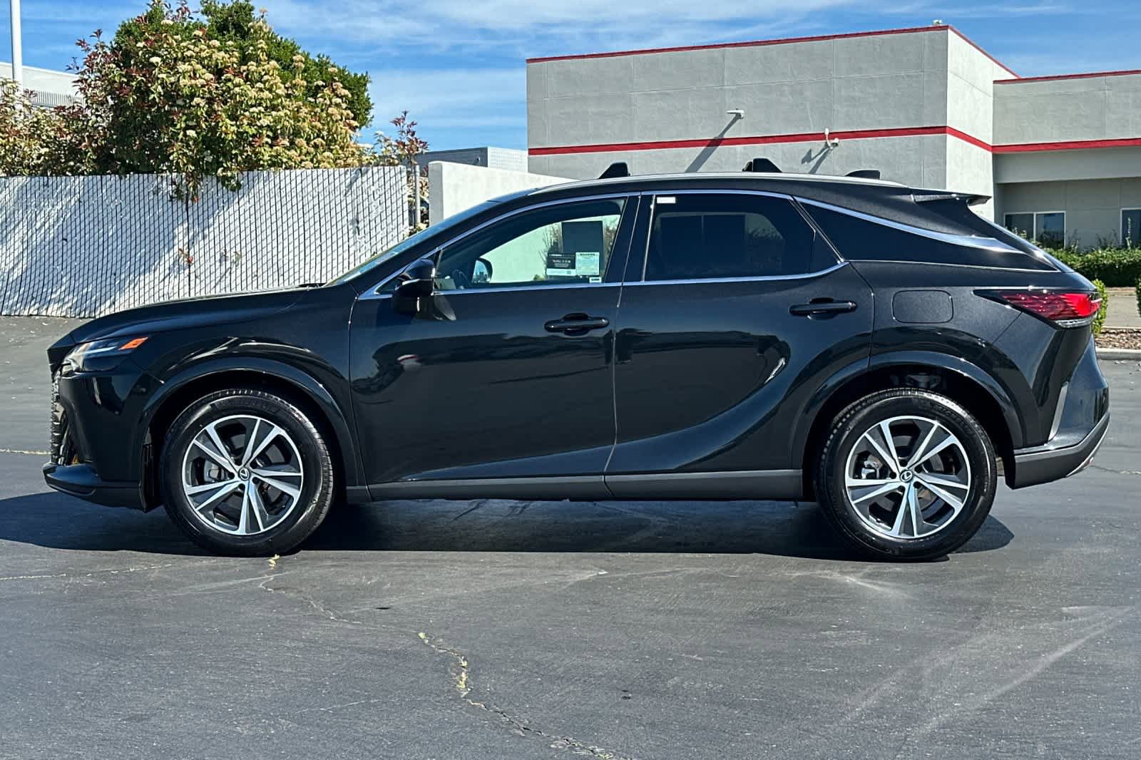 Used 2025 Lexus RX 350 AWD w/ Technology Package image 9
