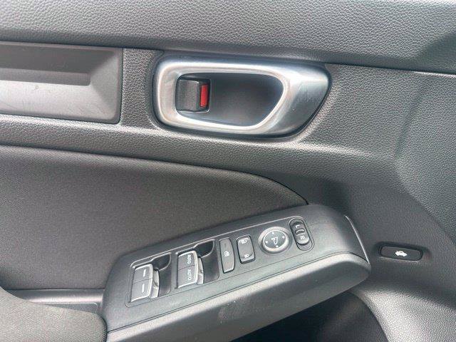 Used 2025 Honda Civic Sport image 16