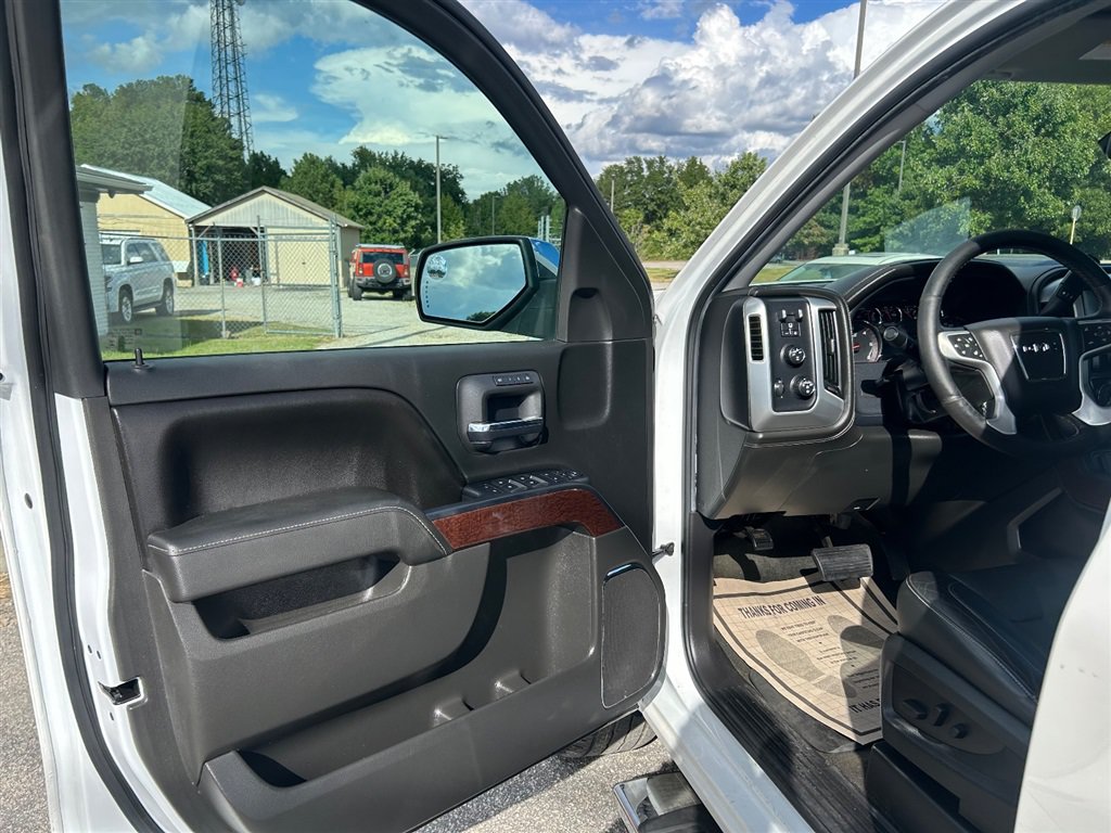 Used 2016 GMC Sierra 1500 SLT w/ Enhanced Driver Alert Package AWD/4WD image 11