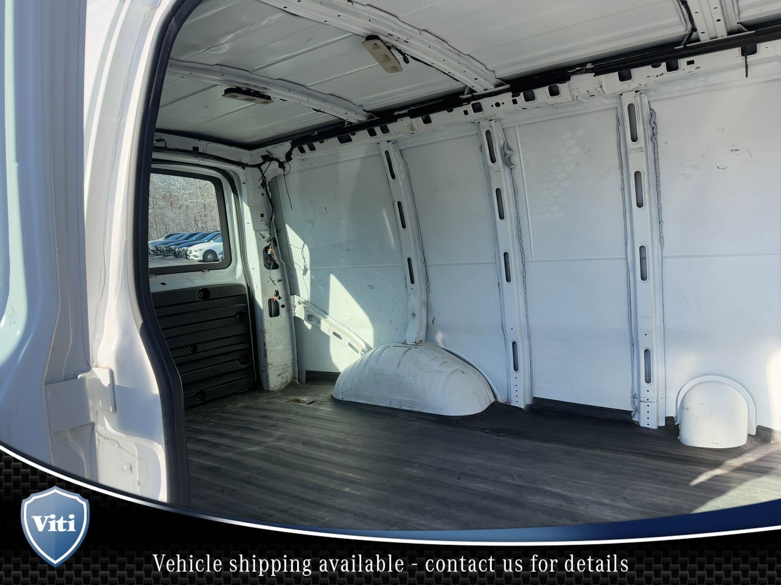 Used 2016 GMC Savana 2500 w/ Chrome Appearance Package image 21