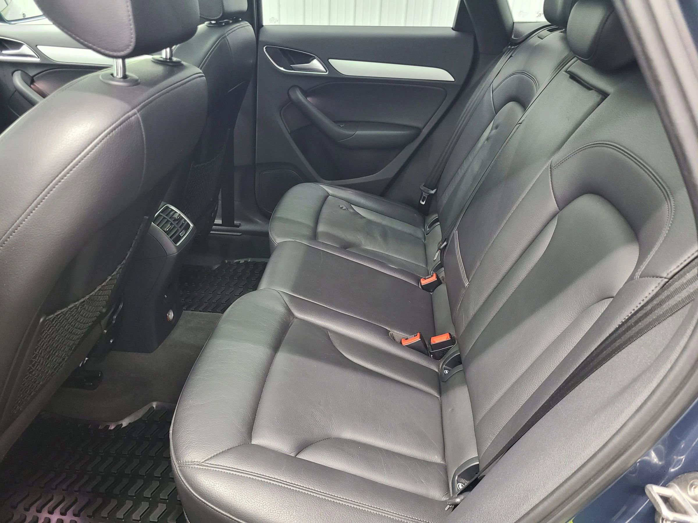 Used 2018 Audi Q3 2.0T Premium image 38