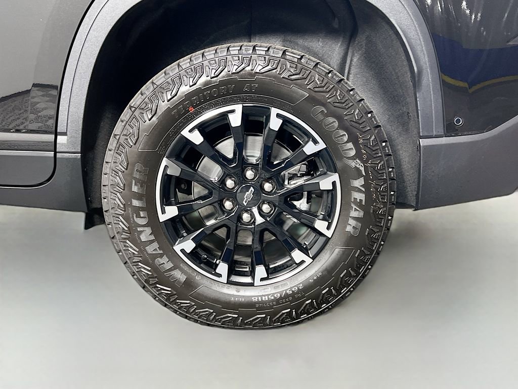 New 2026 Chevrolet Traverse Z71 w/ Enhanced Driving Package AWD/4WD image 32