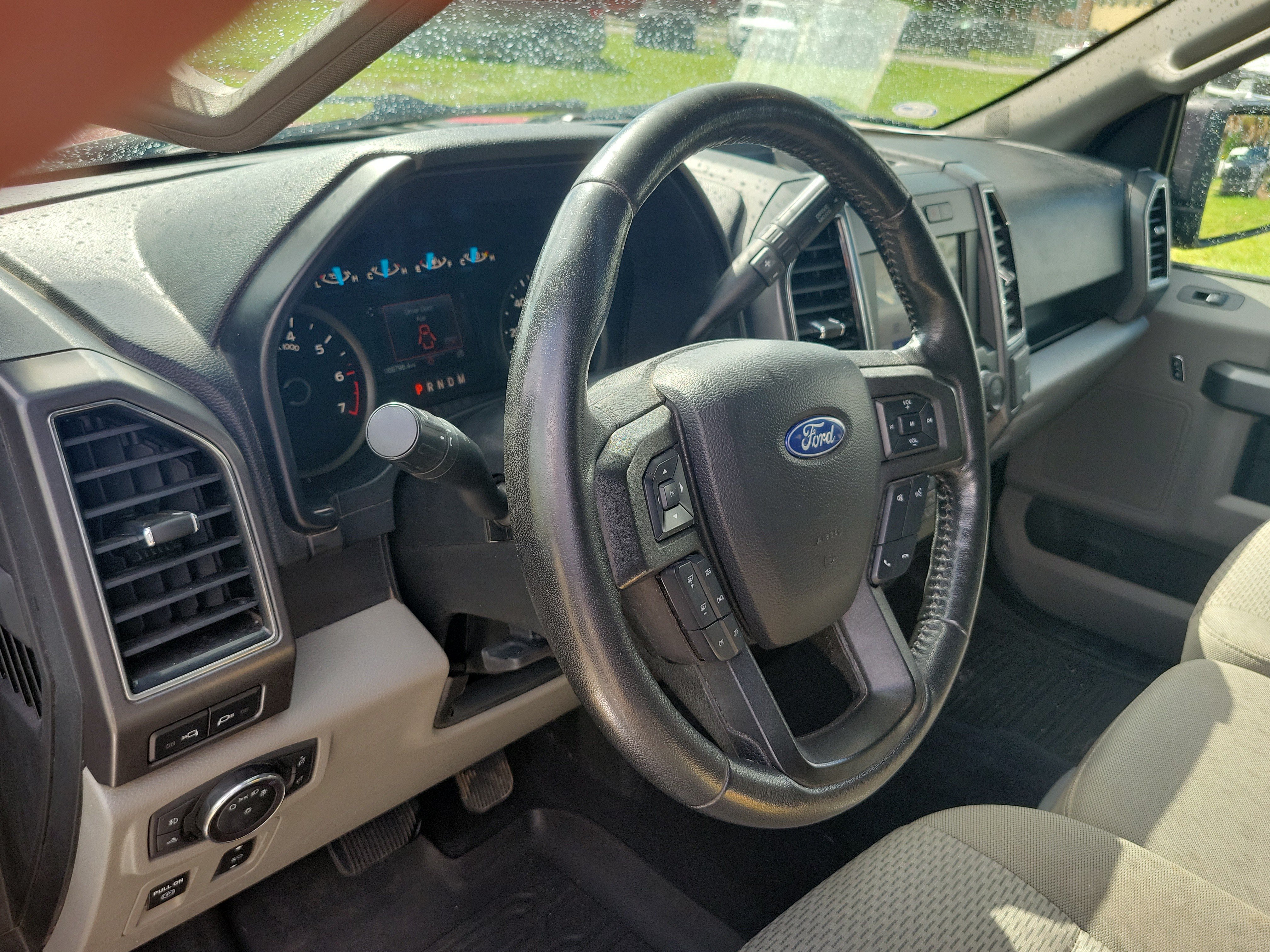 Used 2020 Ford F150 XLT w/ Equipment Group 302A Luxury AWD/4WD image 14