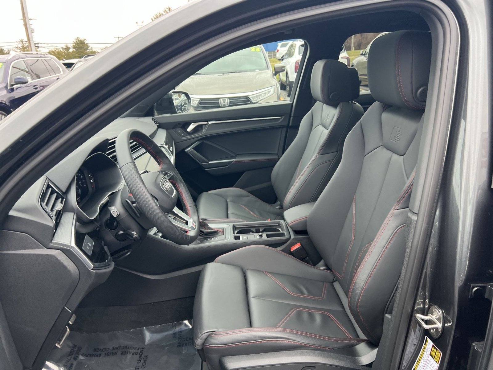 Used 2025 Audi Q3 2.0T Premium Plus w/ Premium Plus Package image 13