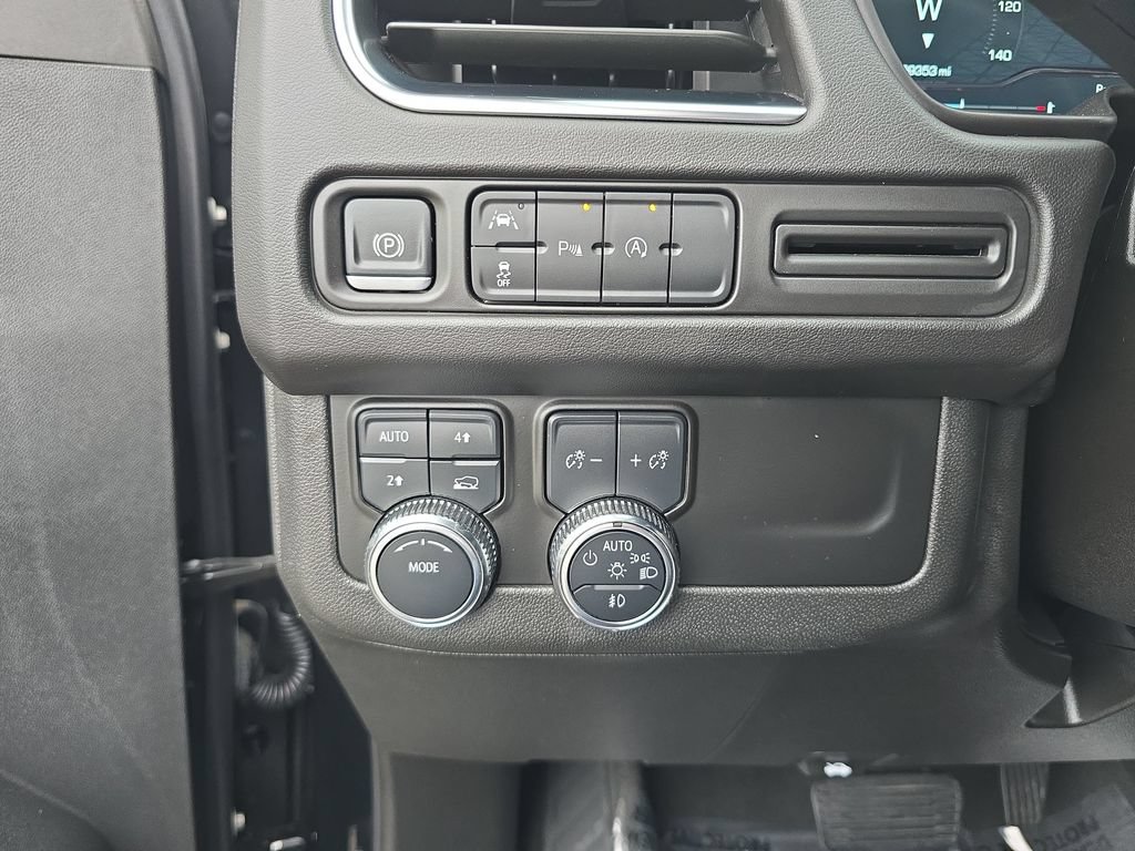 Certified 2024 GMC Yukon XL SLE AWD/4WD image 20