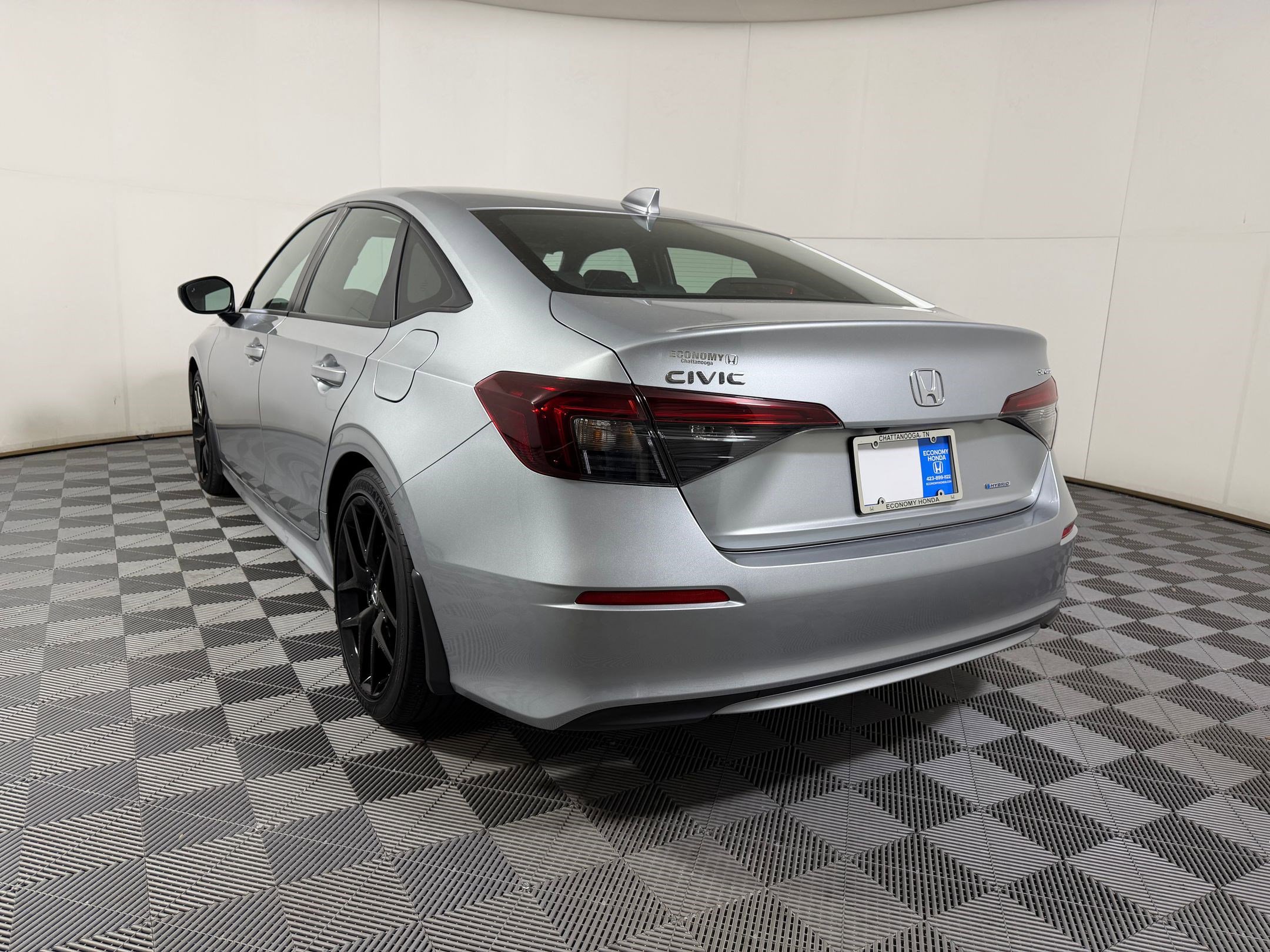 Certified 2025 Honda Civic FWD Hybrid Sedan image 18