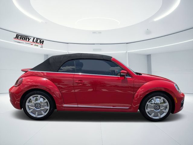 Used 2019 Volkswagen Beetle 2.0T SE w/ SE Premium Package FWD image 2