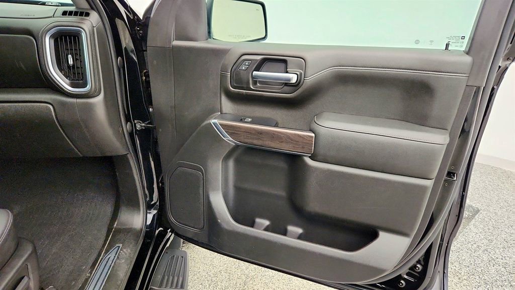 Used 2022 Chevrolet Silverado 1500 LTZ image 26