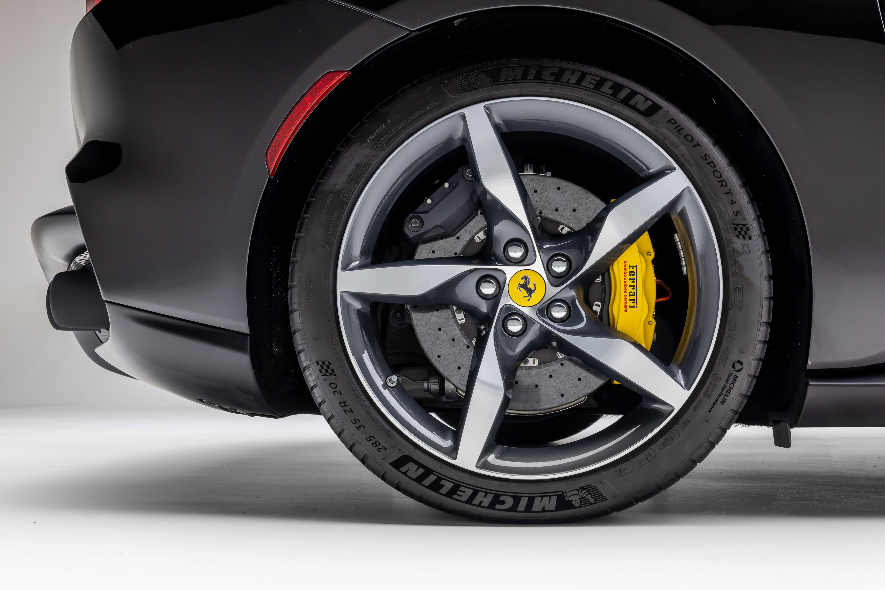 Certified 2023 Ferrari Portofino M RWD image 66