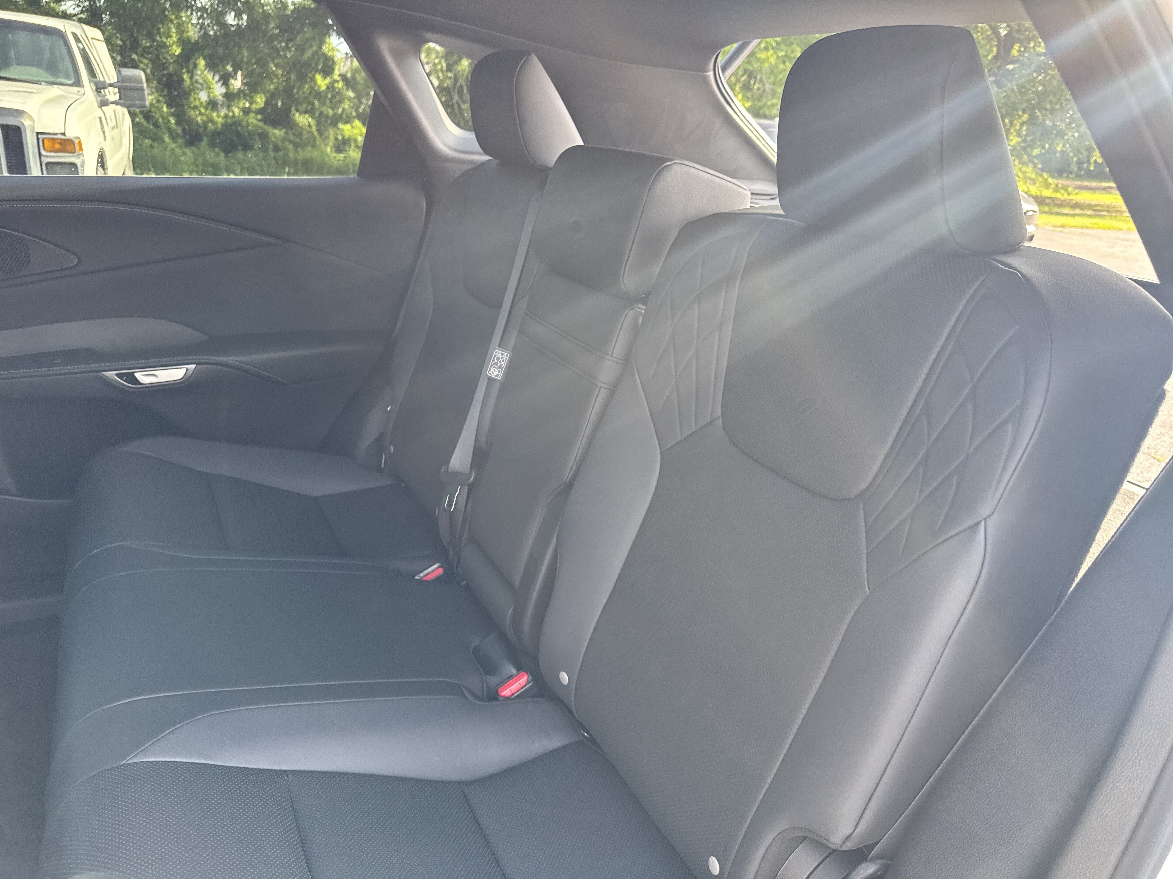 Used 2025 Lexus RX 350 FWD w/ Technology Package image 24
