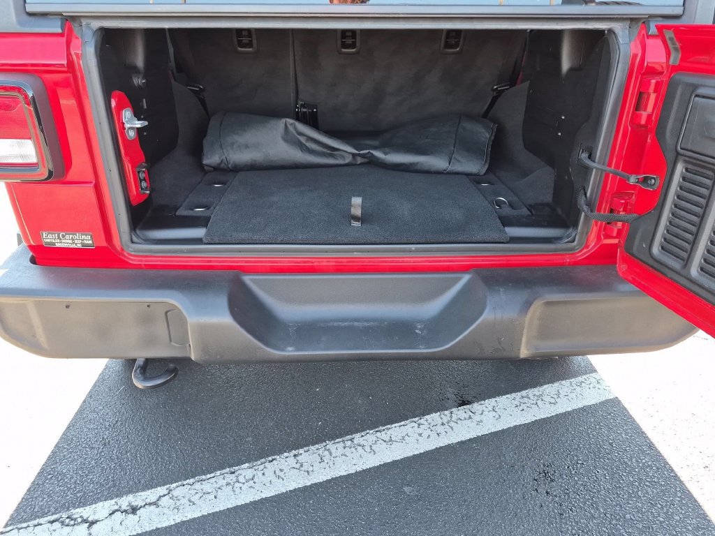 Used 2019 Jeep Wrangler Unlimited Sport S AWD/4WD image 24