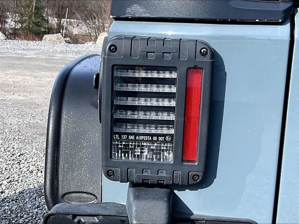 Used 2014 Jeep Wrangler Rubicon w/ Power Convenience Group AWD/4WD image 26