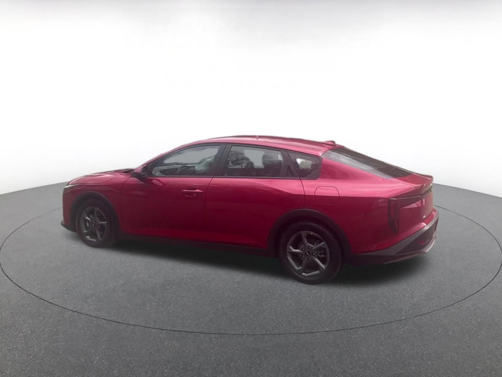 Used 2025 Kia K4 LXS image 10