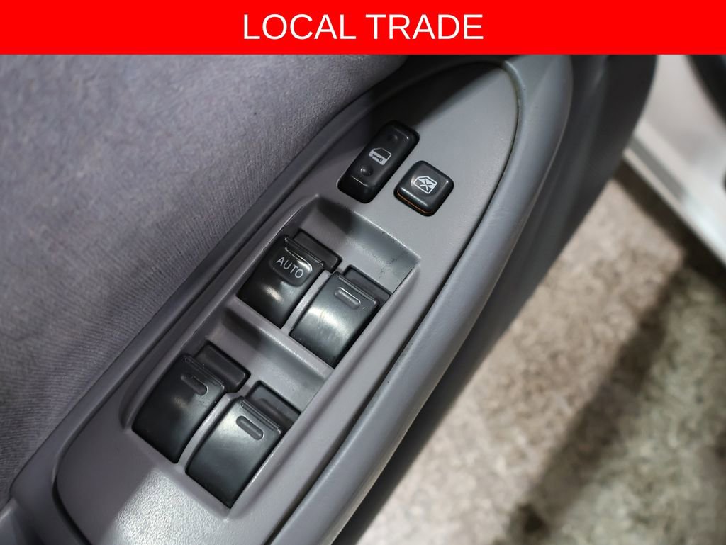 Used 2001 Toyota Camry LE FWD image 17