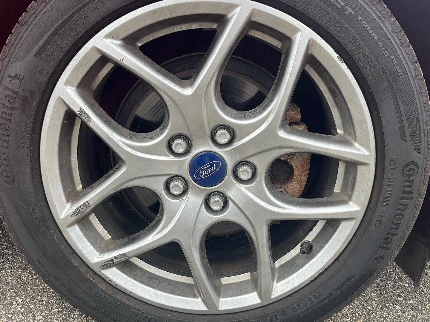 Used 2015 Ford Focus SE w/ Equipment Group 201A FWD image 35